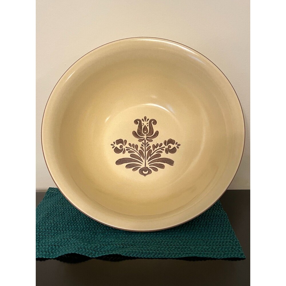 Pfaltzgraff Village 3 Qt Round Serving Bowl Tan Brown USA 12” Diameter
